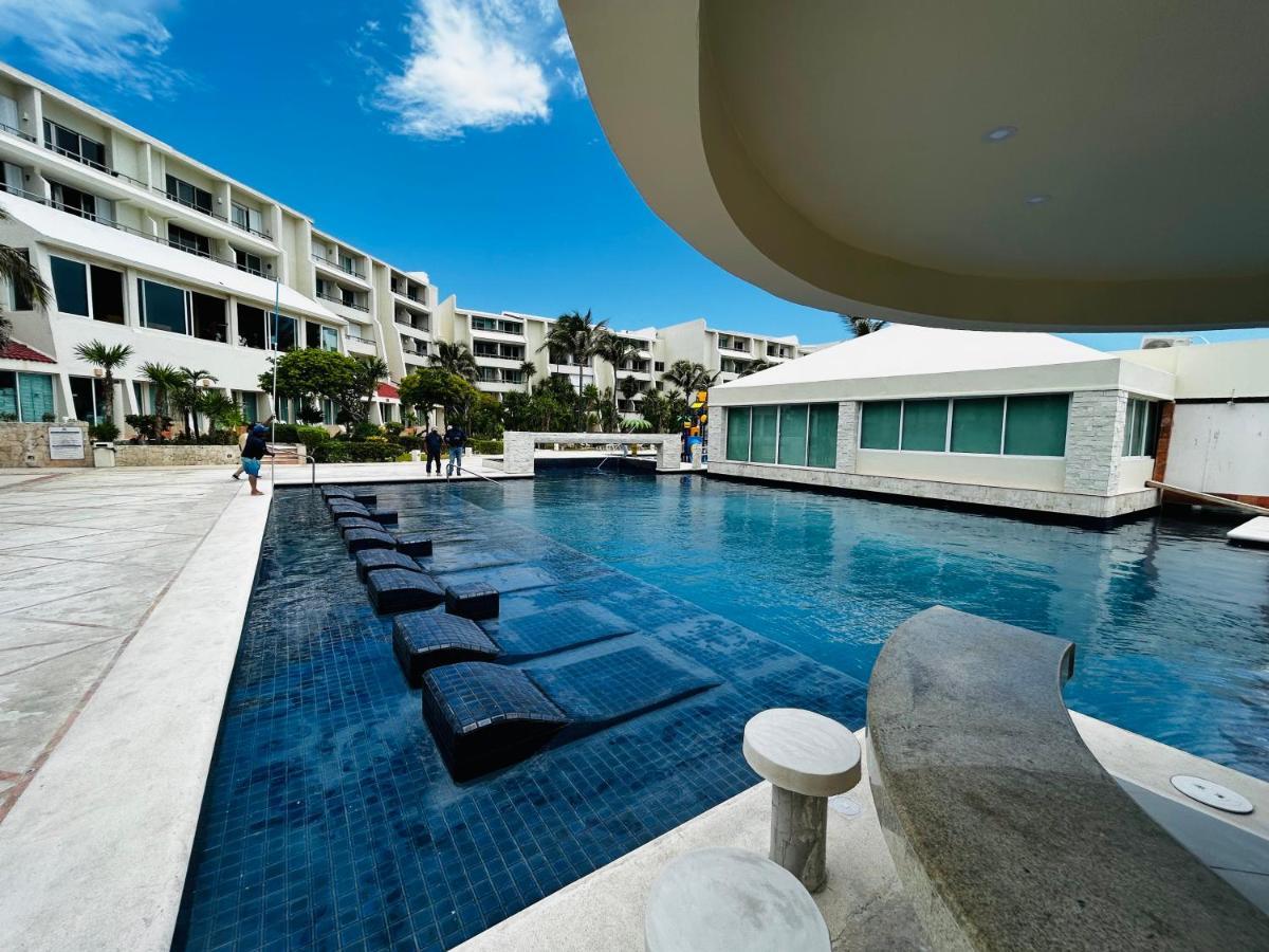 The Suites Of Solymar Cancun Exterior photo