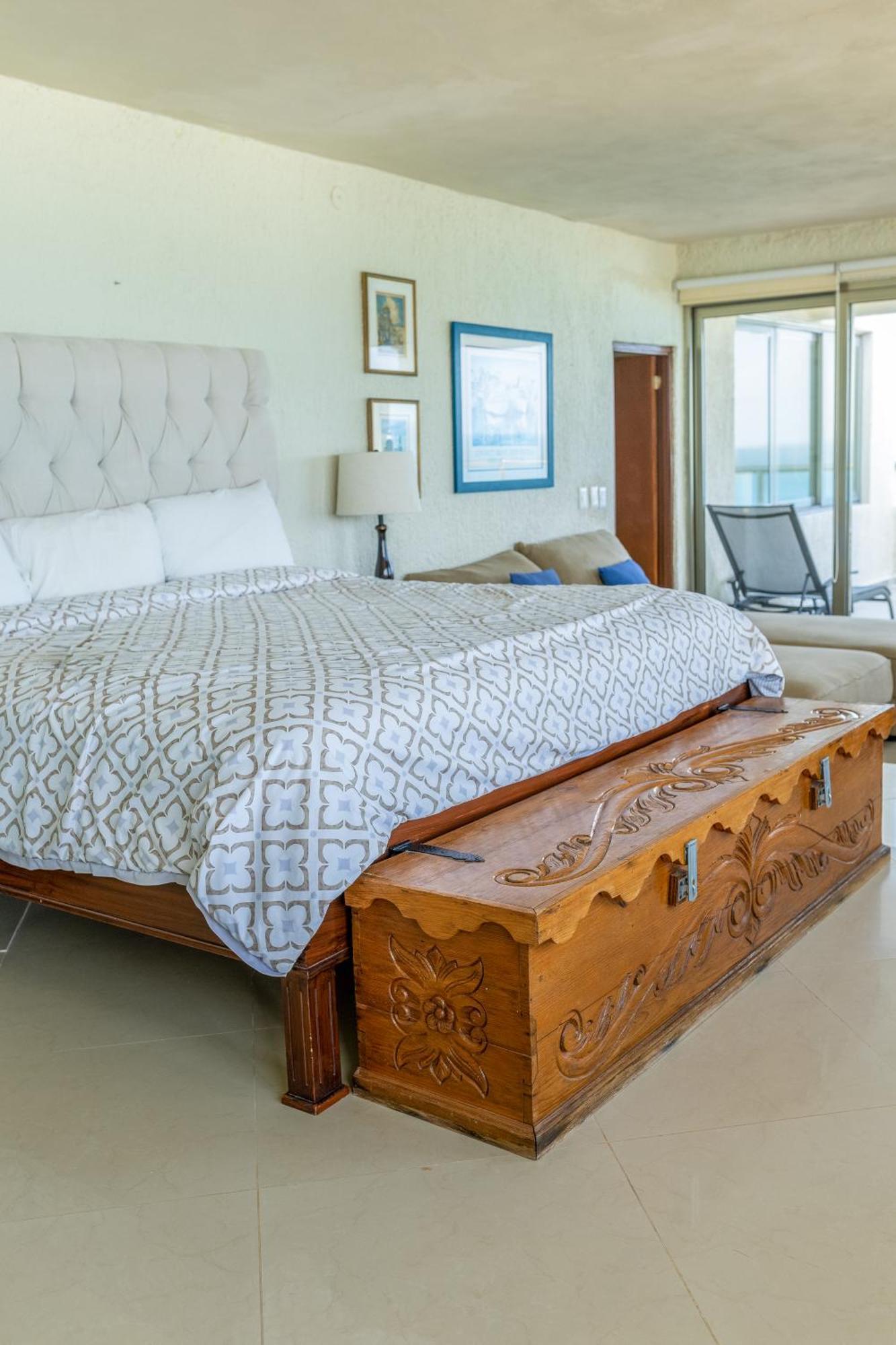 The Suites Of Solymar Cancun Exterior photo