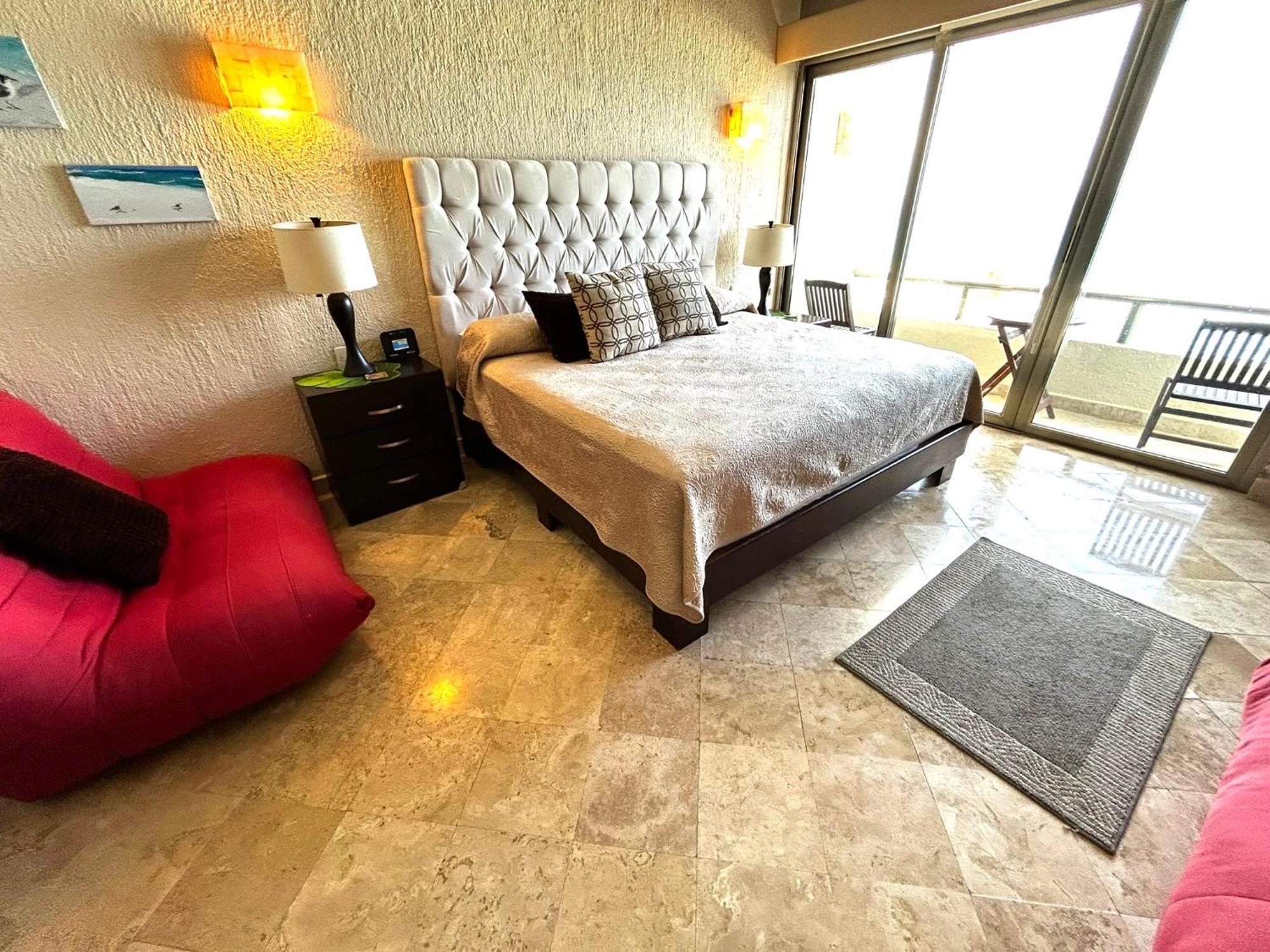 The Suites Of Solymar Cancun Exterior photo